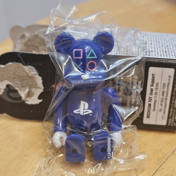 Bearbrick series 48, blue playstation - Picture 3 of 4